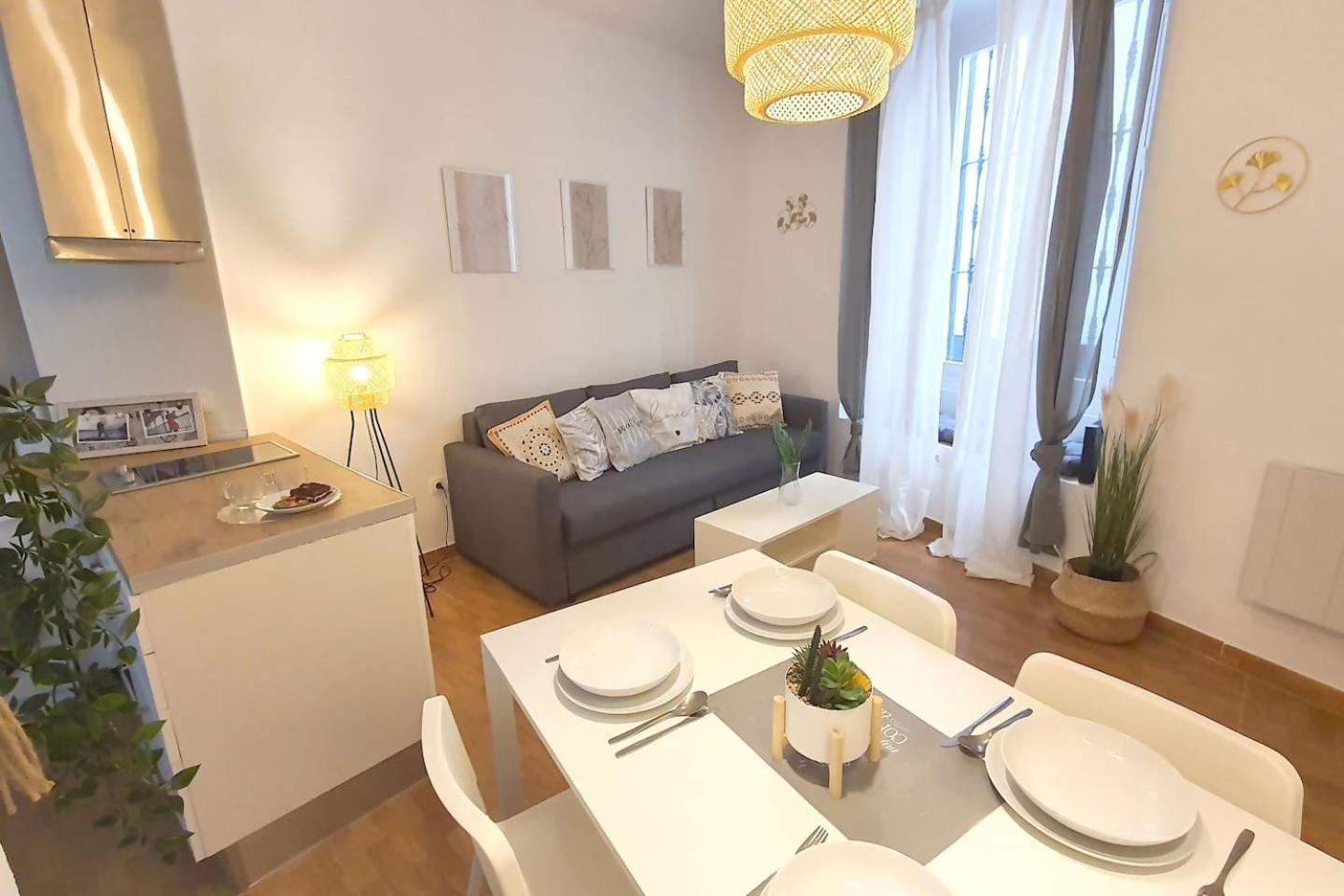 Centro Setas Sevilla 4 Plazas Екстериор снимка